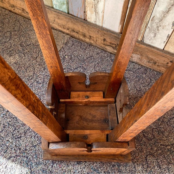 Antique Oak Plant stand solid wood - Picture 8 of 14